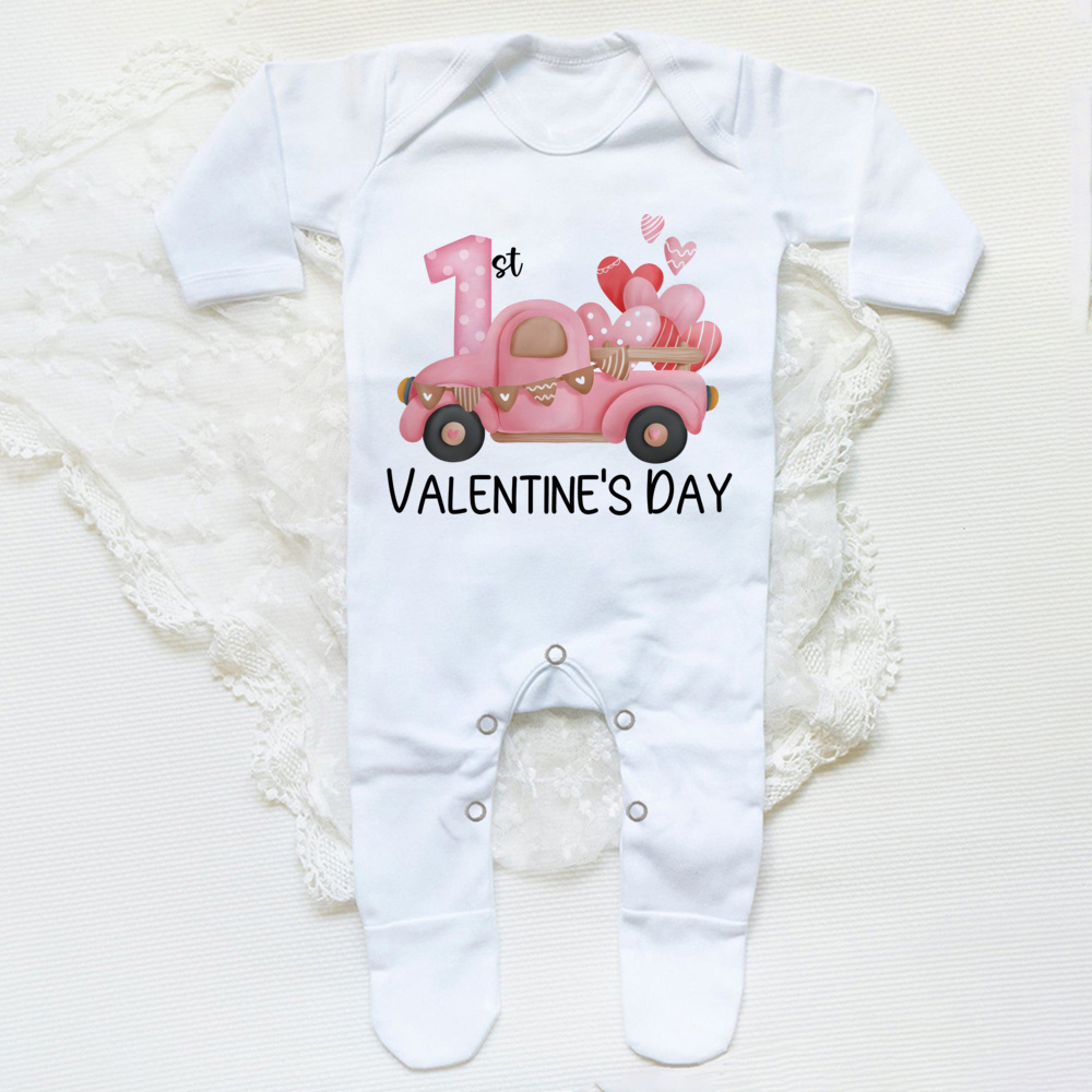 My First Valentine's Day Print - đánh giá và giá Baby Sleep Suit